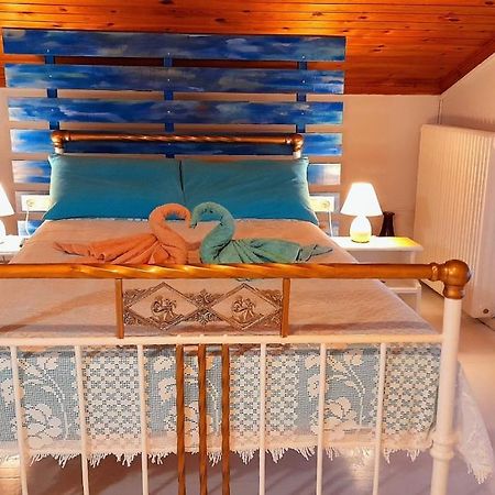 Katia'S Attic Hotel Ахарави Екстериор снимка