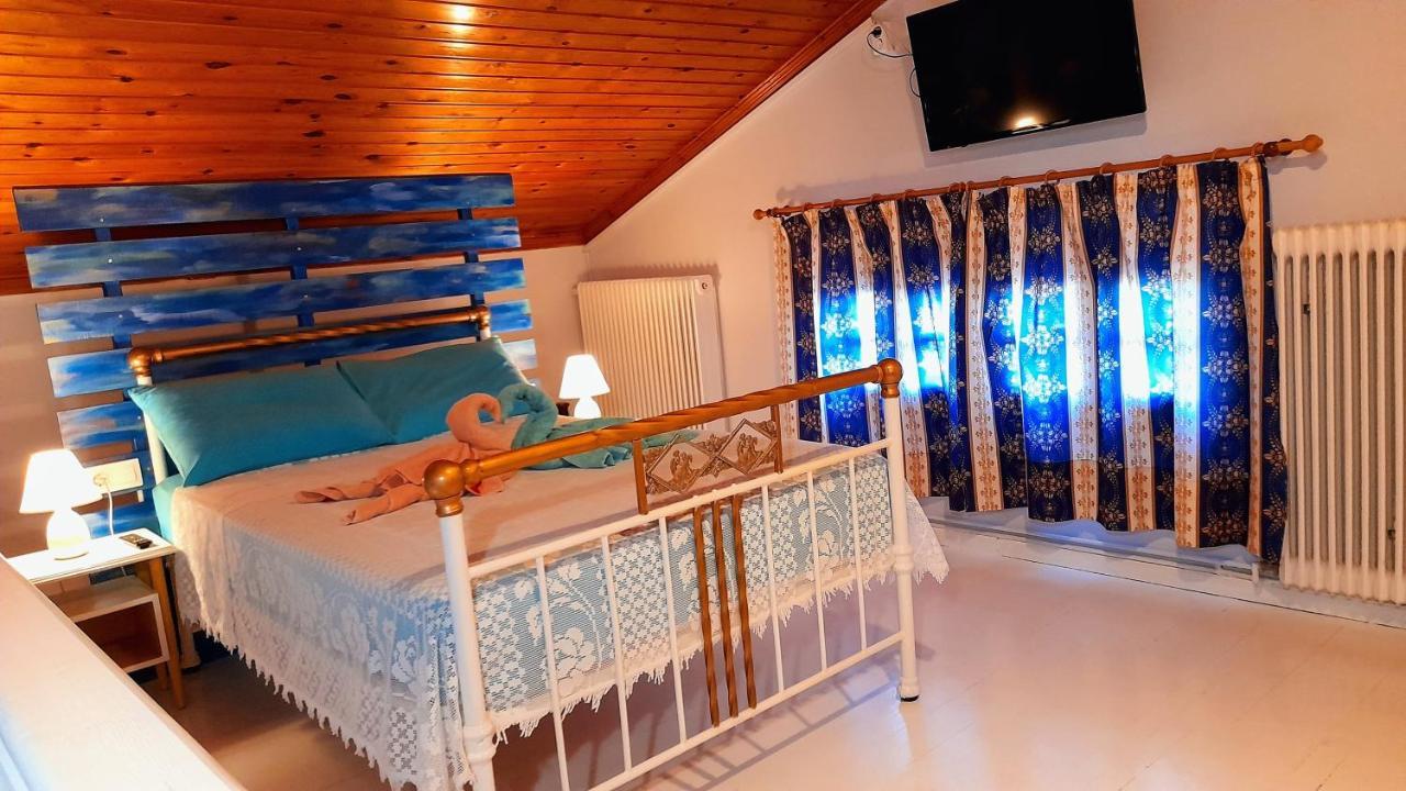 Katia'S Attic Hotel Ахарави Екстериор снимка